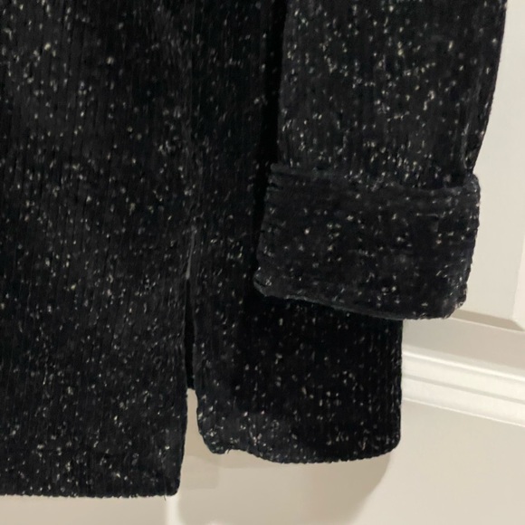 Capacity button down shirt - Picture 3 of 5